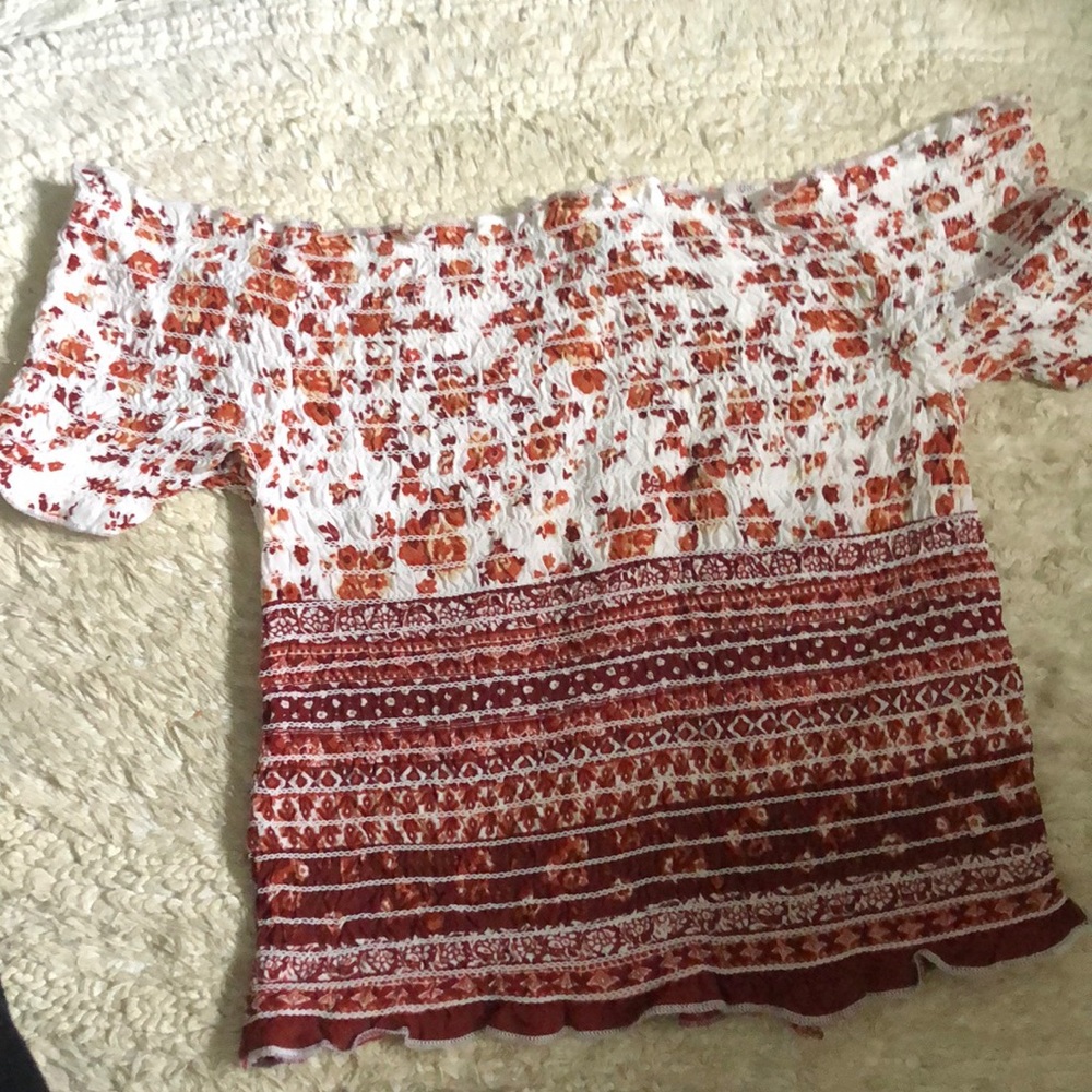 cute crop top !